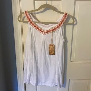 embroidered neck tank